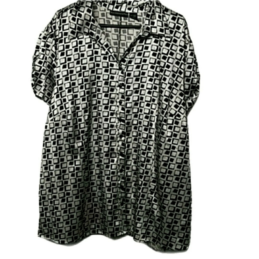 Blue Diamond Plus, Black & White  Button Down Shirt, Size 22